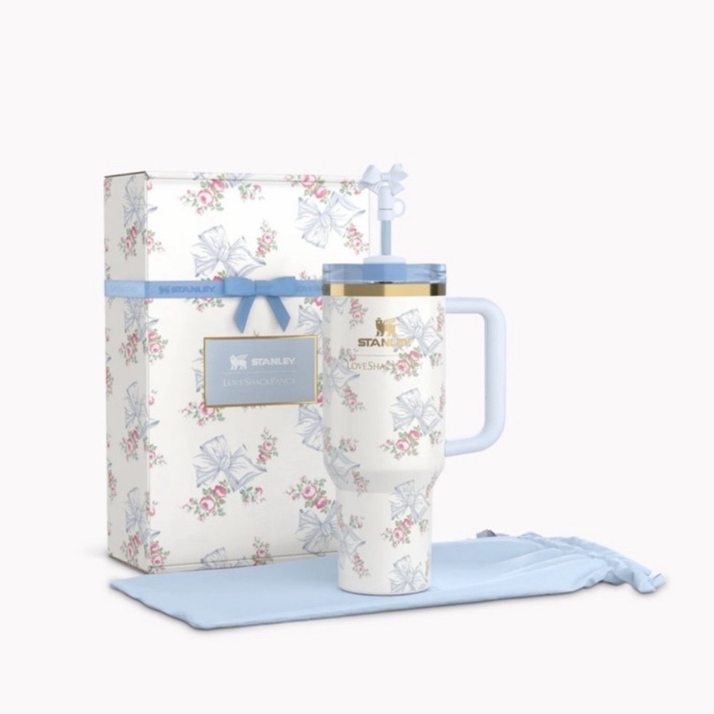 Love Shack Fancy x Stanley holiday quencher | 40 OZ Rosa Beaux Blue. NEW
